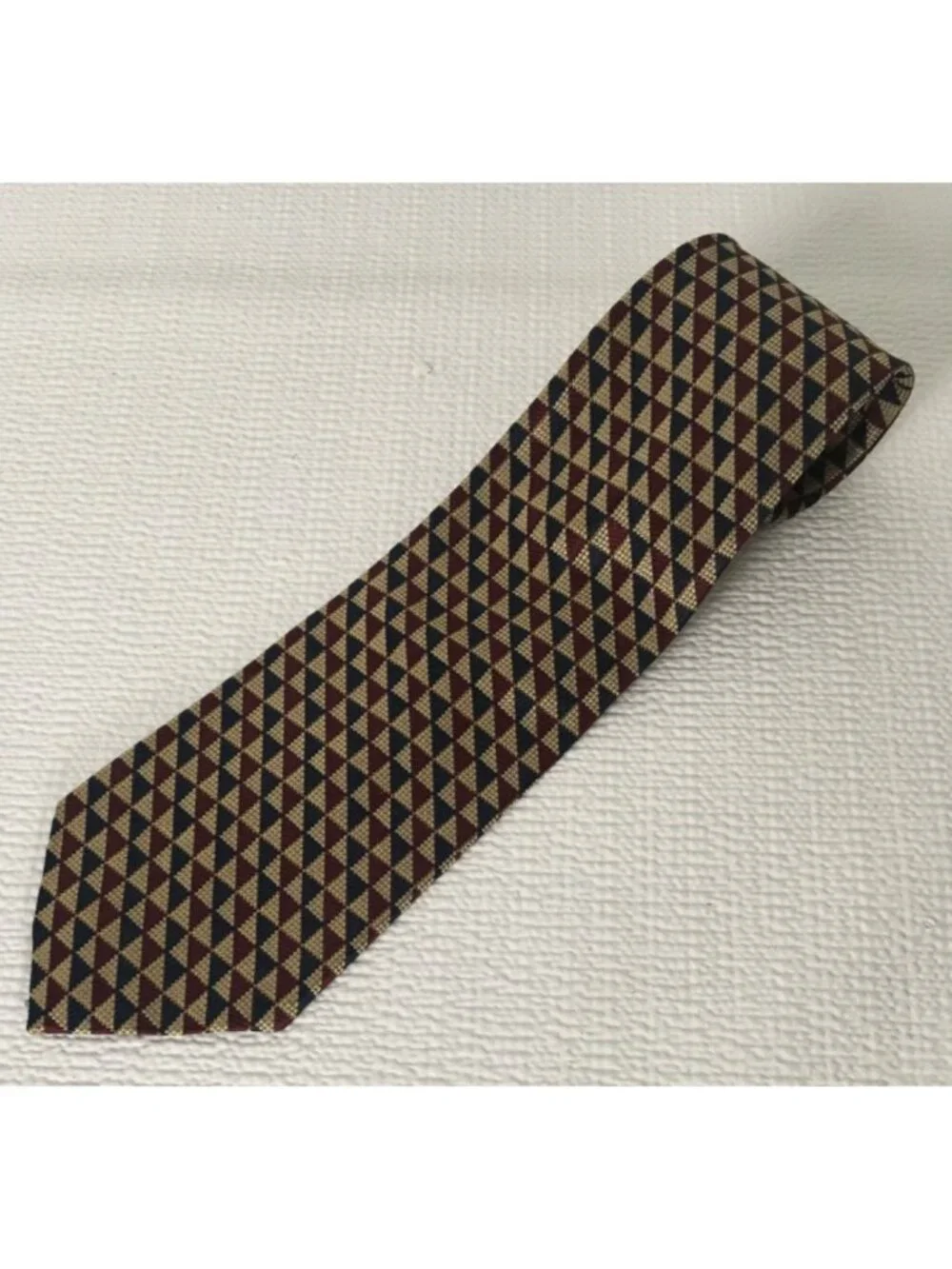 Paul Frederick Tie Red Black Gold Triangles Italian Silk 3.75 in Wide 57 in Long